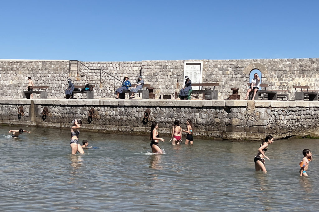 Nuns-of-Cefalu-IXa-Master-Web_6768